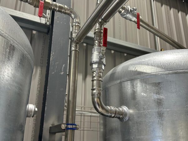 AQUApipe stainless steel piping